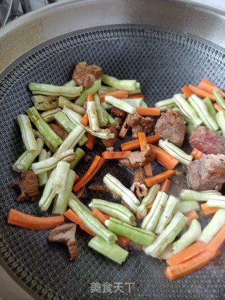 “炖菜”大肠猪肉炖芸豆步骤10