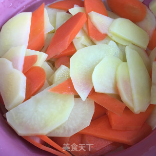 油渣炒青椒土豆片步骤7