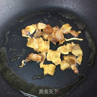 油渣炒青椒土豆片步骤8