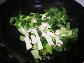 青菜炒豆干步骤4