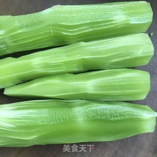 蒜蓉炒翡翠片步骤2