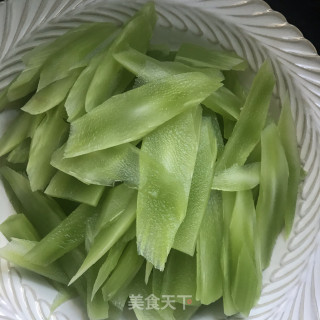 蒜蓉炒翡翠片步骤3