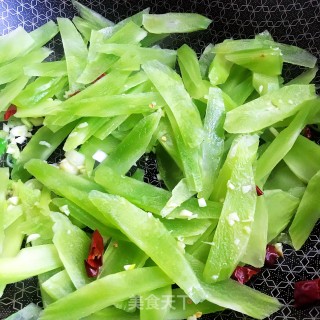 蒜蓉炒翡翠片步骤6