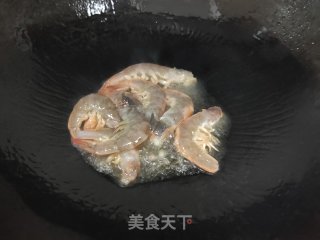 平菇炒青虾步骤7