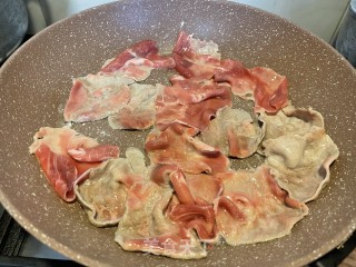 滑蛋洋葱汁烩肉片步骤4