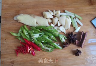 白萝卜炖鸭肉步骤3