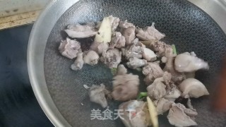 白萝卜炖鸭肉步骤7