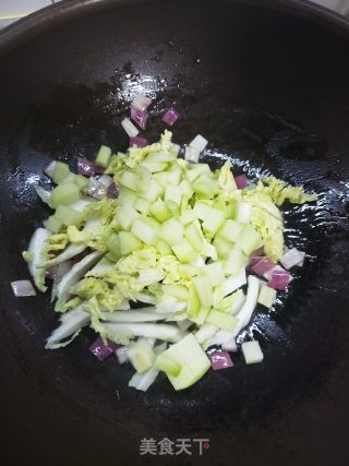 鲜香开胃的番茄虾仁烩米饭步骤4