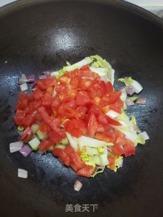 鲜香开胃的番茄虾仁烩米饭步骤5