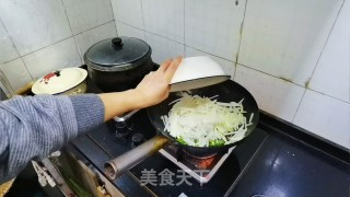 白萝卜炒粉条步骤7