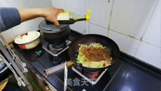白萝卜炒粉条步骤10