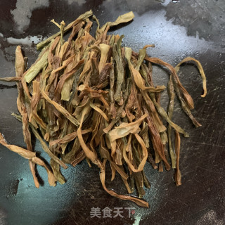 干豆角炖五花肉步骤5