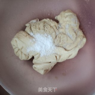 干锅肥肠步骤2
