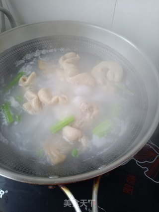 干锅肥肠步骤7