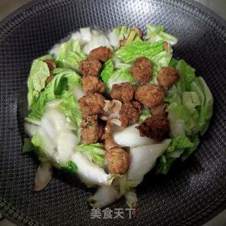 “炖菜”大肠白菜炖萝卜丸子步骤10 “炖菜”大肠白菜炖萝卜丸子步骤10