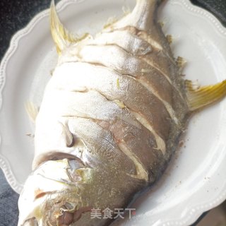 葱油金鲳鱼步骤7