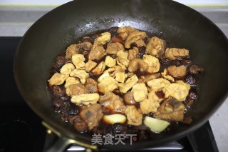 鸡腿豆泡炖粉条步骤7