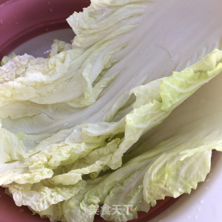 鸡蛋豆腐炖白菜步骤1