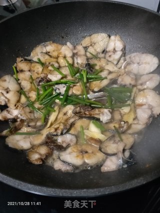 香煎马鲛鱼片步骤3