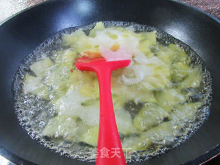 腌白菜炒土豆步骤3