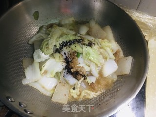 土豆恶炒白菜步骤5