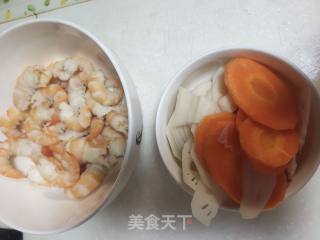 虾仁炒莲藕步骤1
