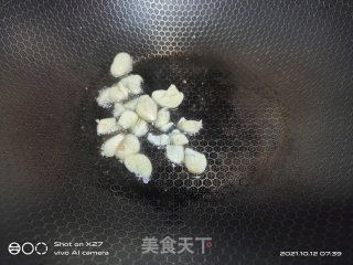 肉片炒豇豆步骤3