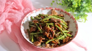 肉片炒豇豆步骤8