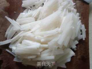 萝卜丝炒肉丁步骤2 萝卜丝炒肉丁步骤2