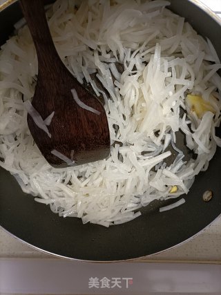 萝卜丝炒肉丁步骤7 萝卜丝炒肉丁步骤7