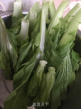 肉丸焖水东芥菜步骤1
