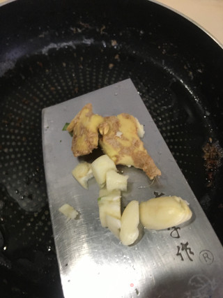 肉丸焖水东芥菜步骤5