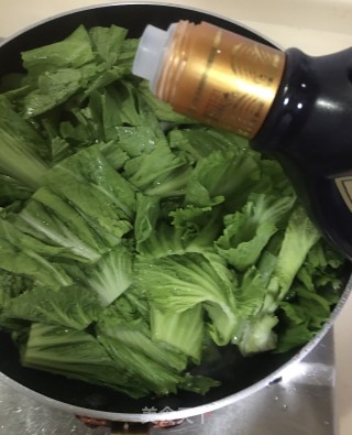 肉丸焖水东芥菜步骤9