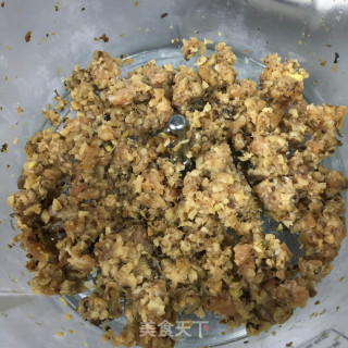 香菇肉末炒白菜步骤3 香菇肉末炒白菜步骤3