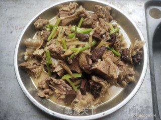 焖鹅肉步骤10