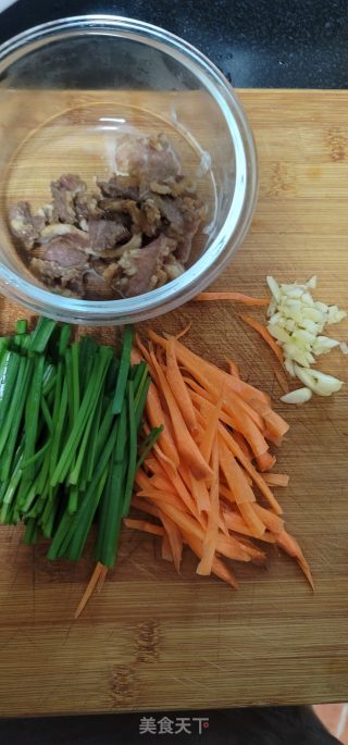 肉片炒三丝步骤1