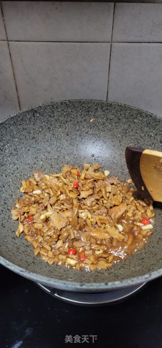 猪肉片辣炒萝卜干步骤9