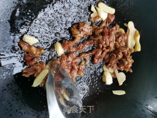 酸豆角辣椒炒肉步骤6