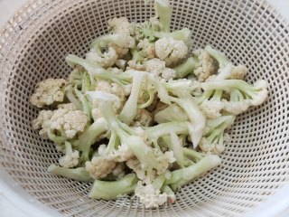 蚝油菜花步骤1