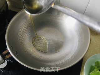 青椒炒豆干步骤4