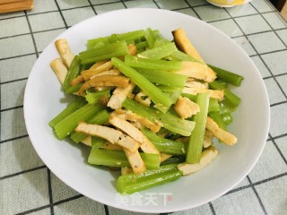 青椒炒豆干步骤10