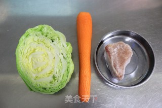 肉丝胡萝卜圆白菜步骤1