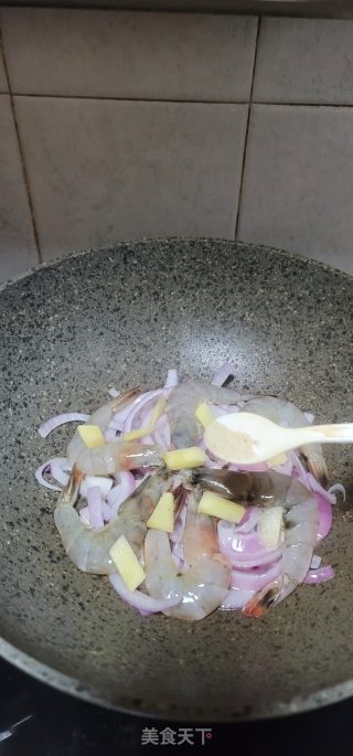 黑胡椒洋葱焗大虾步骤6