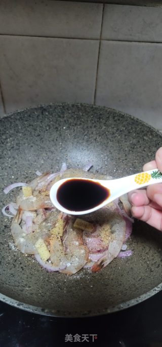 黑胡椒洋葱焗大虾步骤8
