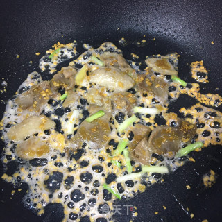 蒜蓉肉片炒白菜步骤6