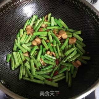 肉片炒四季豆步骤4