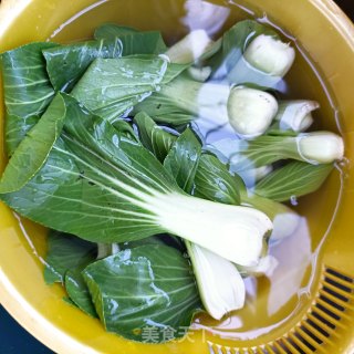 麻辣肠炒油菜步骤1