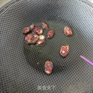 麻辣肠炒油菜步骤12