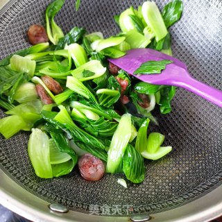 麻辣肠炒油菜步骤14