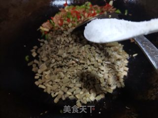 白豆角炒肉末步骤5